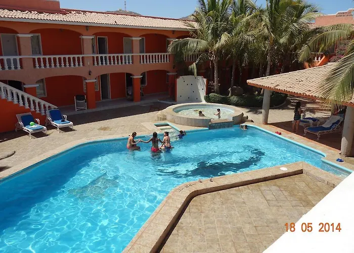 Hotel Oasis Los Cabos 2*